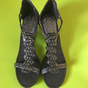 New York Transit gray a date wedge heel sandal